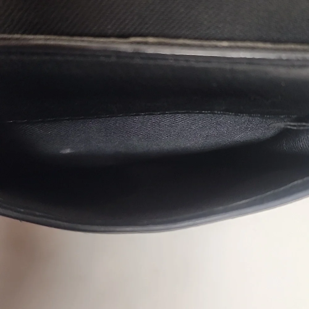 Tignanello Black Leather Quality Unisex Crossbody Messenger SaddleBag Long Strap